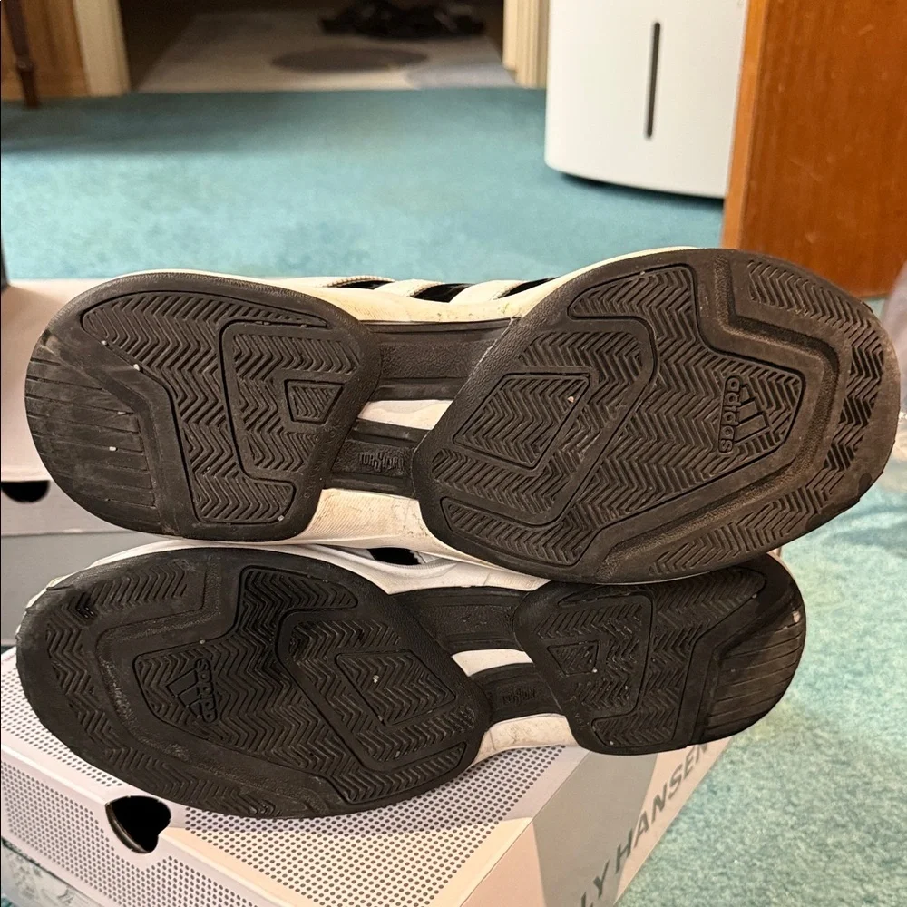 Adidas Pro Model - Picture 6 of 7